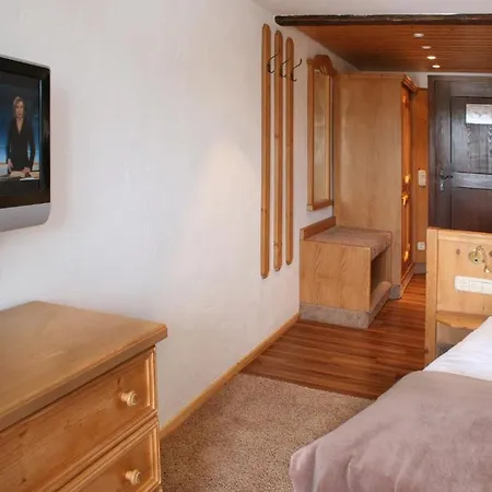 Adler Baerental 3*